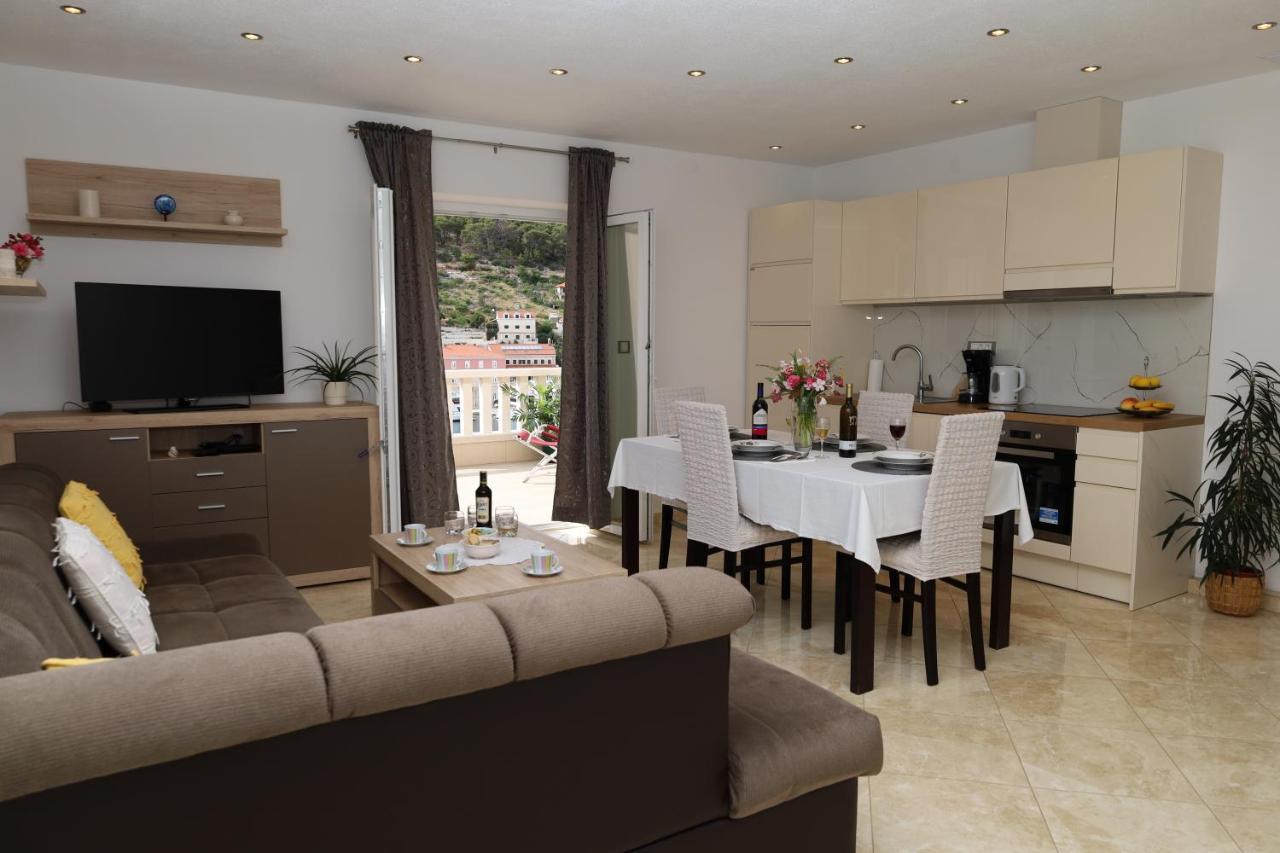 Apartment View Pucisca Exterior foto